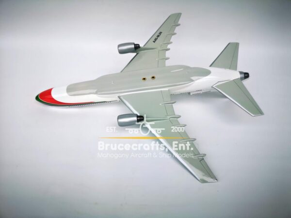 Lockheed L-1011 TriStar-200 Gulf Air with detailed craftsmanship.